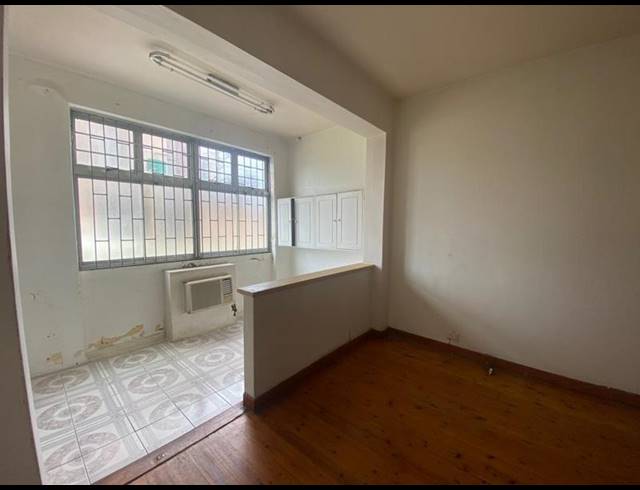 3 BEDROOM PROPERTY TO RENT IN NORTH BEACH
